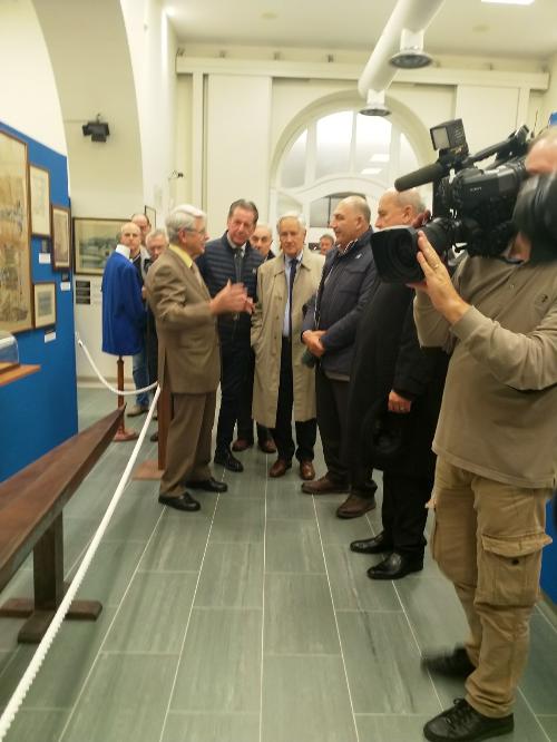 L'assessore regionale Fabio Scoccimarro al Museo della civiltà Istriana Giuliana e Dalmata di Trieste con il presidente della Federazione italiana canottaggio, Giuseppe Abbagnale